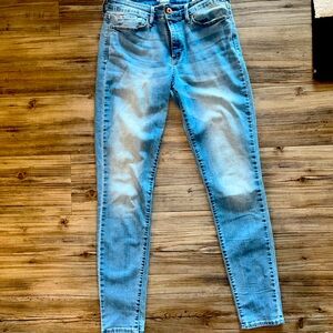 Denizen Levis Modern Skinny Size 8M 29x30